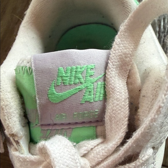 Nike Air Force Women’s Platform Sneakers in White, Green & Lavender - Picture 3 of 3